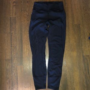 Lululemon women’s 28” black leggings